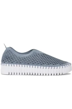 Tulip Platform Shoe By Ilse Jacosben In Cloud