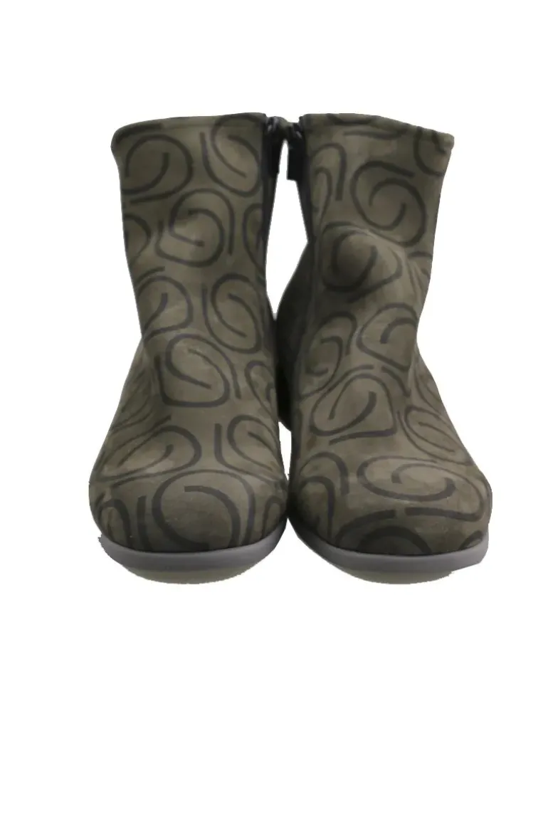 Twibby Boot By Arche In Castor