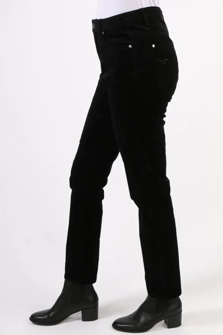 Vassalli Narrow Leg Pinwale Cord Jean In Black