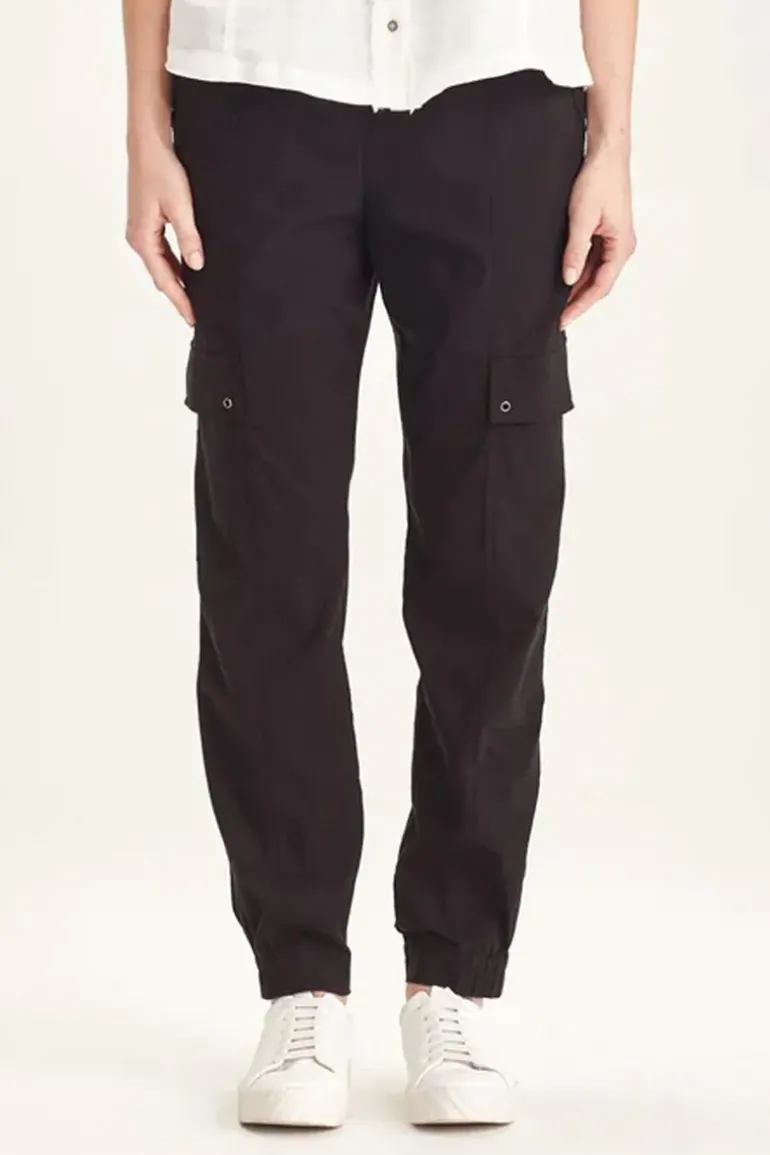 Verge Acrobat History Pant In Black