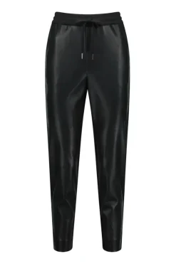 Verge Converse Jogger In Black