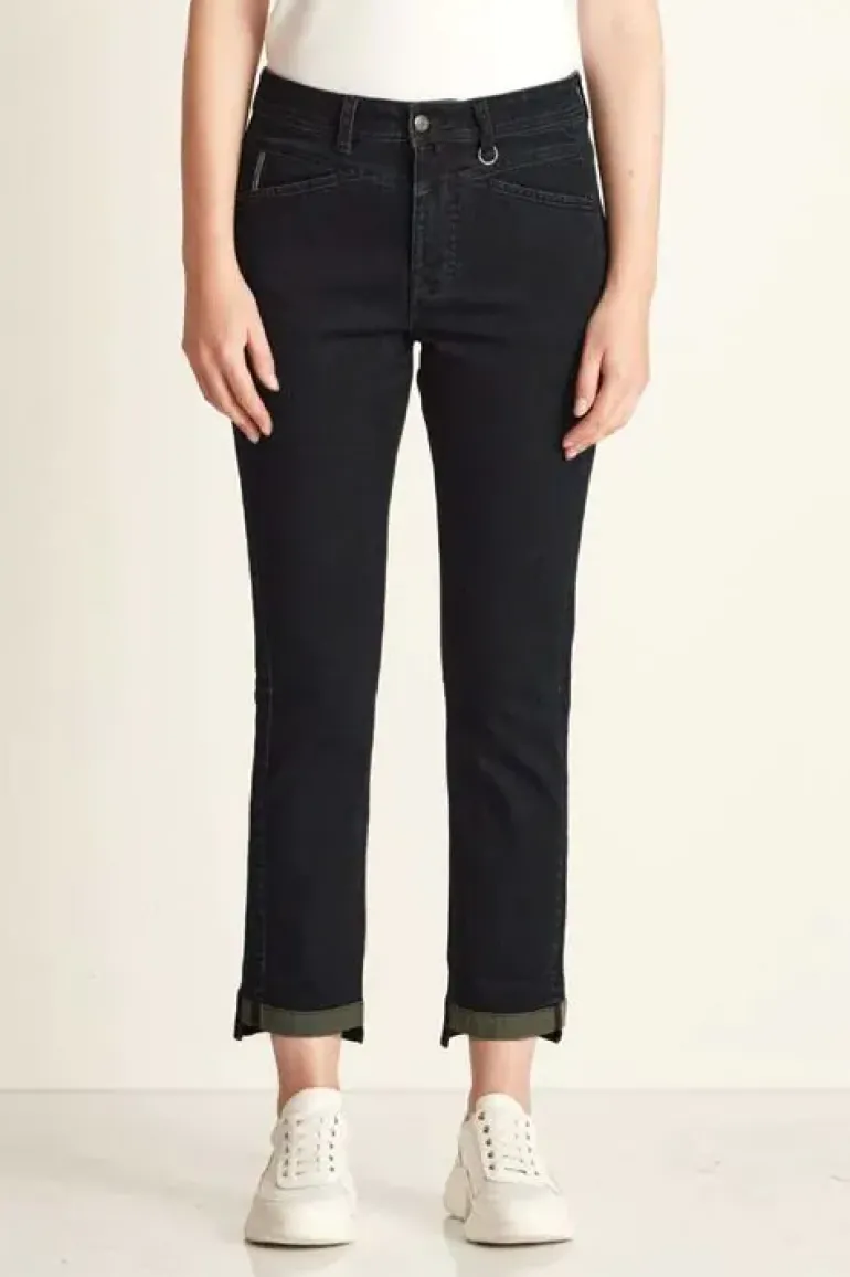 Verge Master Jean In Black