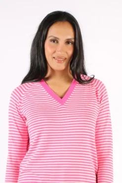 Zaket & Plover Essential Stripe V Jumper In Fuchsia